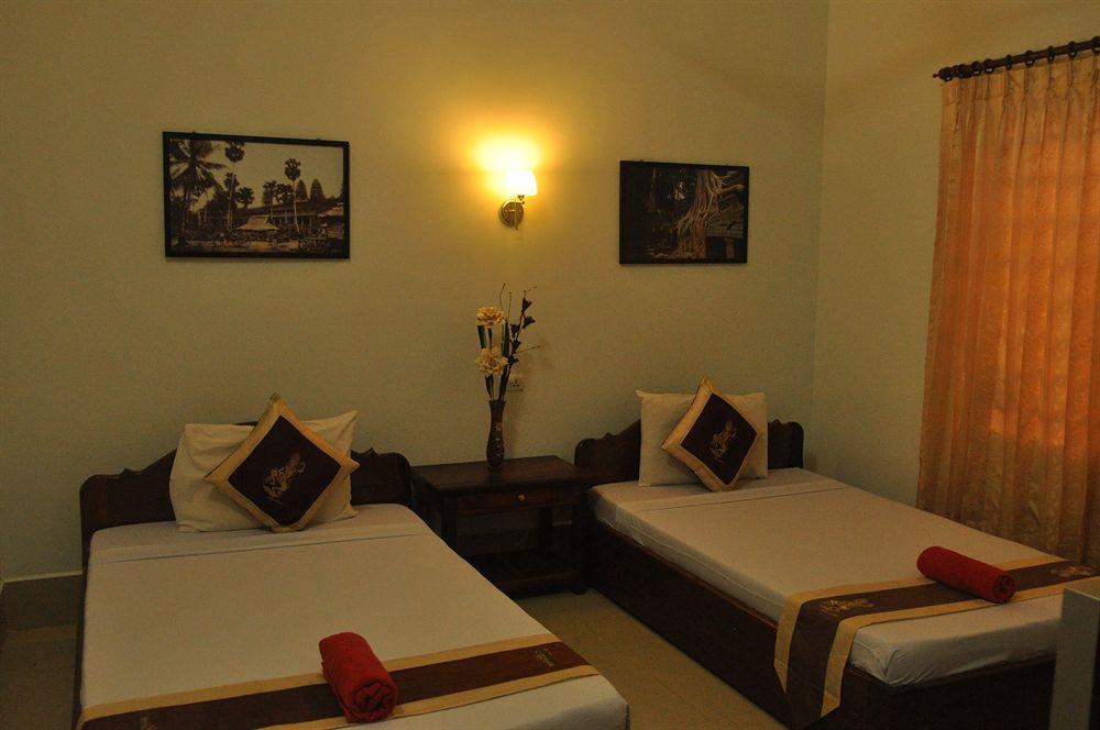 Tropical Breeze Hotel Siem Reap Bagian luar foto