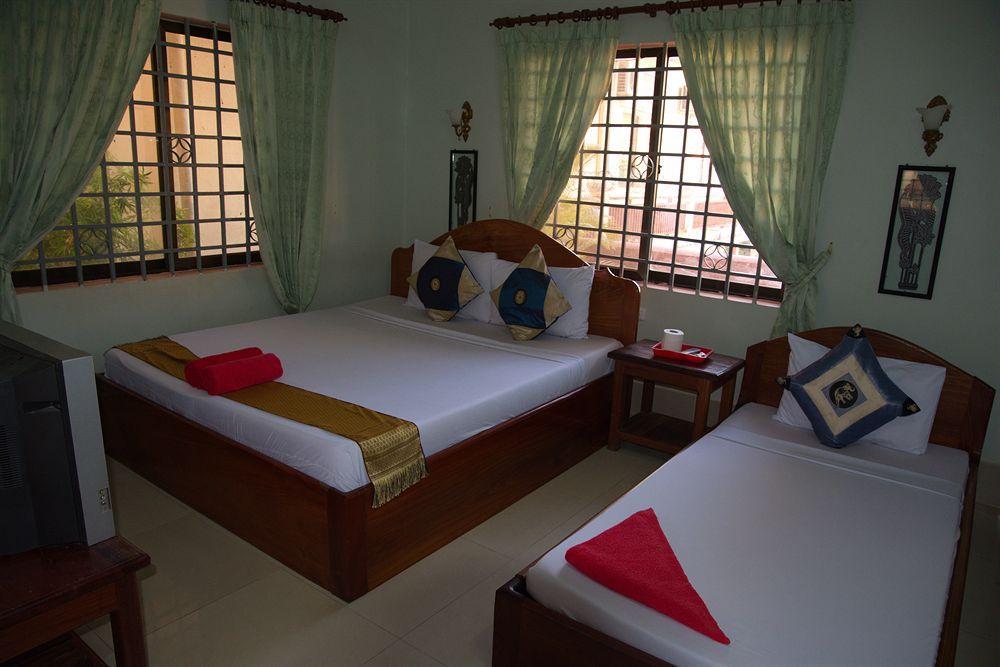 Tropical Breeze Hotel Siem Reap Bagian luar foto