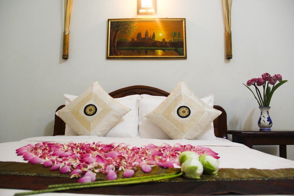 Tropical Breeze Hotel Siem Reap Bagian luar foto