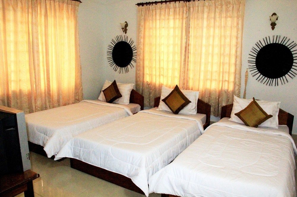 Tropical Breeze Hotel Siem Reap Bagian luar foto