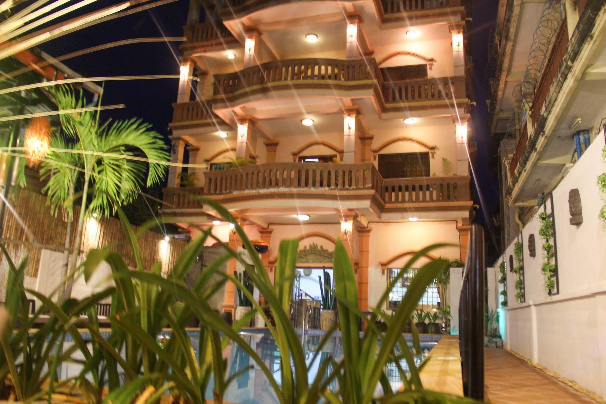 Tropical Breeze Hotel Siem Reap Bagian luar foto